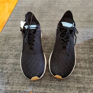 Saysh One 1S0001 women's trainers size US 9.5 / EU 40